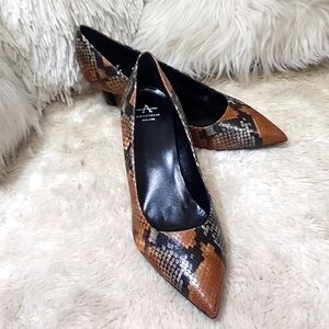 Aquatalia Brown and Black Snakeskin Pointed Toe Heels